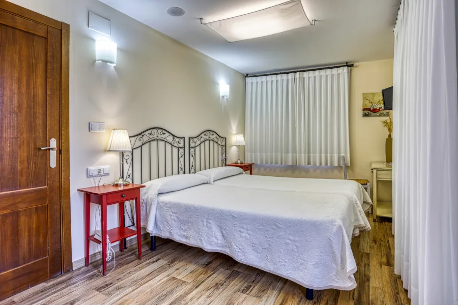 Habitación doble Hotel Valdelinares Habitación doble Hotel Valdelinares